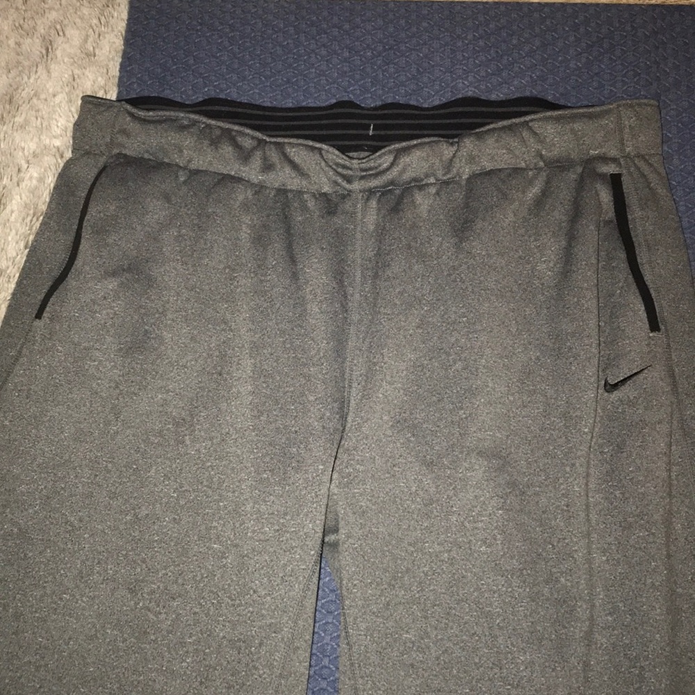 Nike Therma-Fit Sweats